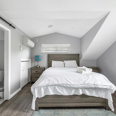 Stylish Dual Bedroom Suite In Van West Vancouver Luaran gambar