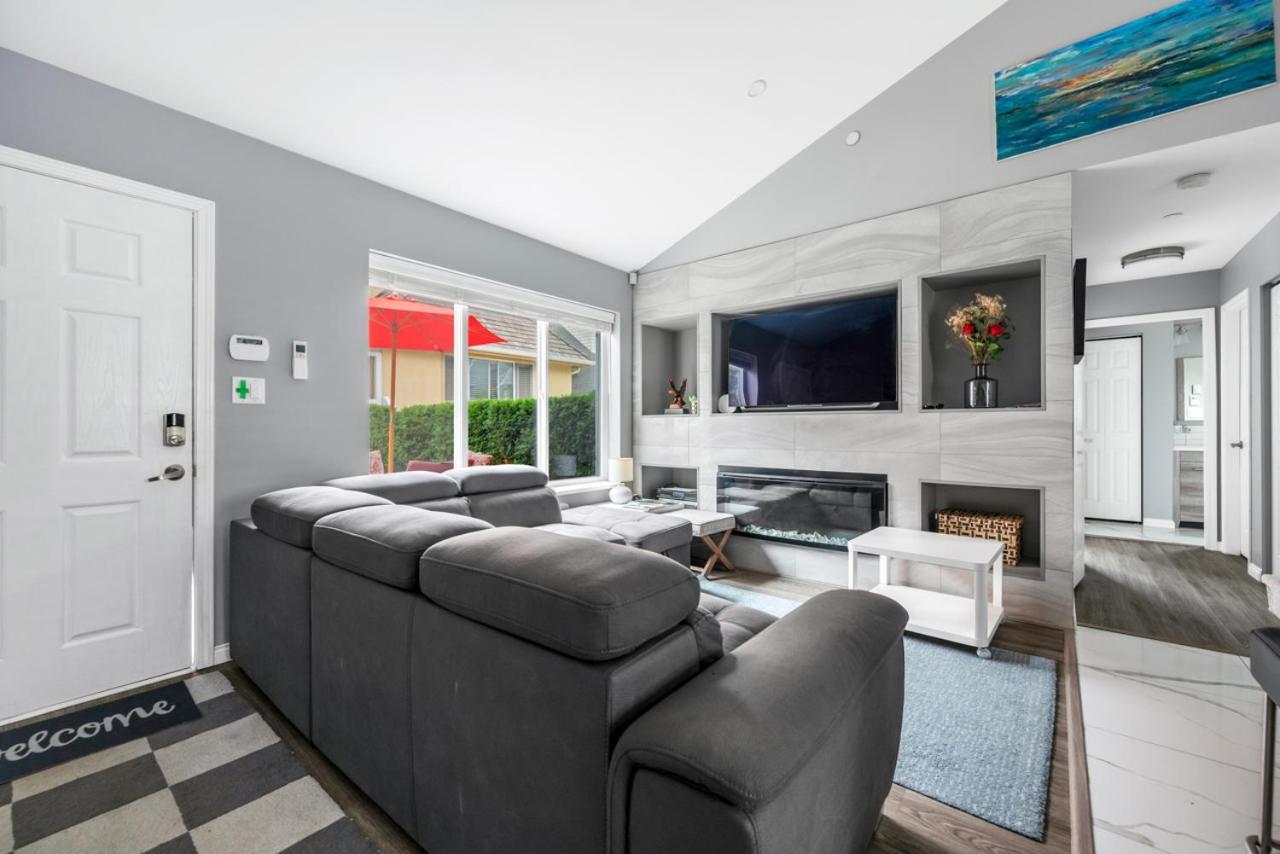 Stylish Dual Bedroom Suite In Van West Vancouver Luaran gambar