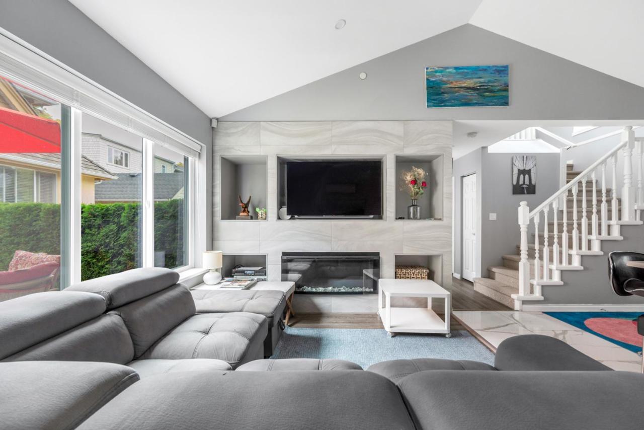Stylish Dual Bedroom Suite In Van West Vancouver Luaran gambar