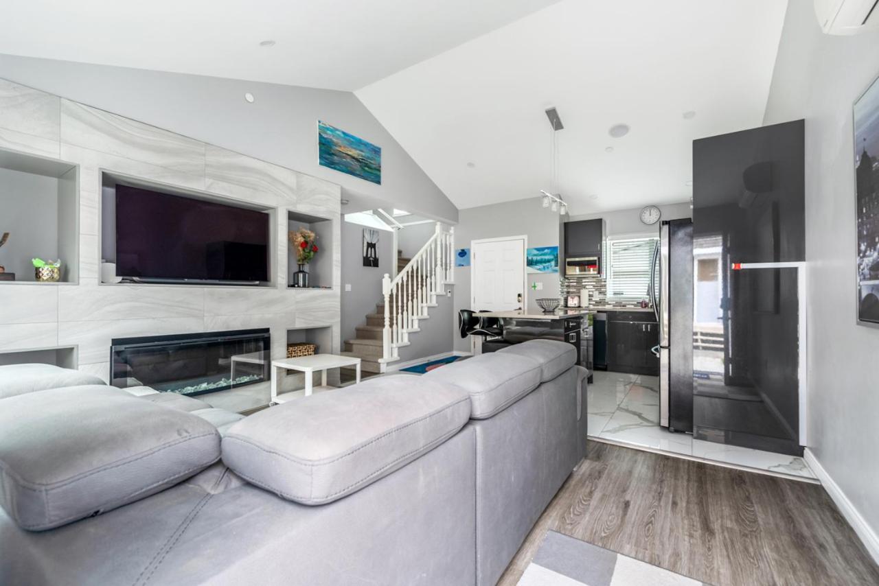 Stylish Dual Bedroom Suite In Van West Vancouver Luaran gambar